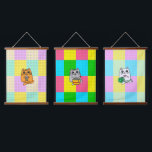 Pop Art Kawaii Katze mit Boba Tee, Ramen und Handw Wandteppich Mit Holzrahmen<br><div class="desc">Wenn Sie Blasen-Tee,  Ramen Noodles und Crafting,  Nähen oder Stricken mögen,  dann ist dies ein niedliches Kunsttrio für Sie!</div>
