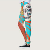 Pop Art Retro Frau in Gesichtsmaske Leggings (Links)