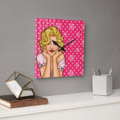 Pop Art Woman Dream Quadratische Wanduhr