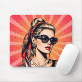 Pop Art Woman – Retro Chic Mousepad (Mit Mouse)