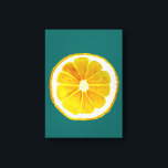 Pop Art Zitronengelb Leinwanddruck<br><div class="desc">Eine niedliche und farbenfrohe,  lebendige Scheibe aus einem Originalgemälde der Künstlerin Sacha Grossel. Dieses große Zitrusfrüchte im Pop-Stil ist gelb und sehr hell und farbenfroh,  vor einem aquamarinen,  blauen Hintergrund. Quirkisch und originell.</div>