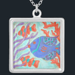 Pop Fish Versilberte Kette<br><div class="desc">Schwimmen Sie unter dem Meer mit diesem schönen,  mit Wasser gefärbten Fisch. Dieses Gemälde von Nancy Slocum erfasst das wunderschöne Wasserleben unter Wasser. Es fängt die bunten Fische mit einem wilden Seetang ein,  während sie schnell durchschwimmen. Holen Sie sich Ihre schönen Fische heute auf Ihrem nächsten Zazzle-Produkt.</div>