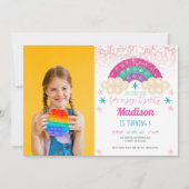 Pop It Birthday Party Rainbow Foto Einladung (Vorderseite)