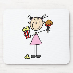 Popcorn und kandierter Apfel auf dem Jahrmarkt-Mau Mousepad