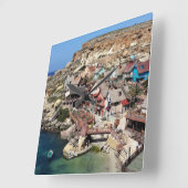 Popeye Village Malta Quadratische Wanduhr (Winkel)