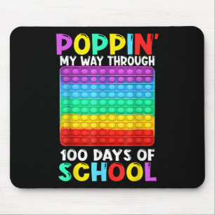 Poppin meinen Weg durch 100 Tage der Schule glückl Mousepad