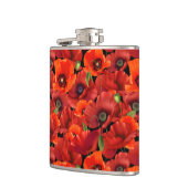 Poppy Flachmann (Links)