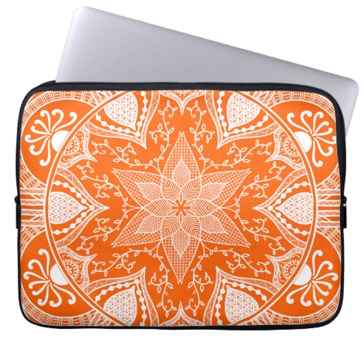 Poppy Mandala Laptopschutzhülle (Vorderseite)