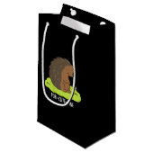Por-Niedlich-Pine Funny Porcupine Pun Dark BG Kleine Geschenktüte (Vorderseite Schrägansicht)