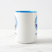 Poros, Griechenland, griechisches Schiffsdesign Zweifarbige Tasse (Mittel)
