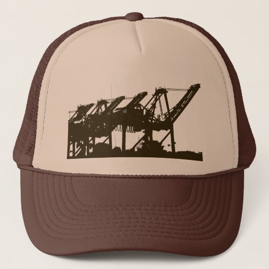Port Harbror Cranes Brown Hat Truckerkappe (Vorderseite)