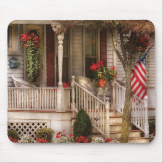 Portal - Americana Mousepad