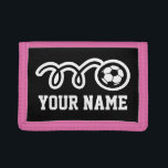 Portemonnaie | Sportliches Kinderdesign Trifold Geldbörse<br><div class="desc">Portemonnaie | Sportliches Kinderdesign. Personalisierbarer Name. Coole futbol Sportgeschenkidee für Teenager,  die mit Namen oder Initialen Personalisiert sind. Girly rosa und andere Farben sind verfügbar.</div>