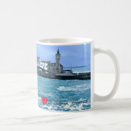 Porthleven Uhrturm + Gewartet für Fischskulpturen Kaffeetasse