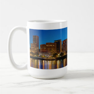 Portland Oregon am Nachtpanorama Kaffeetasse