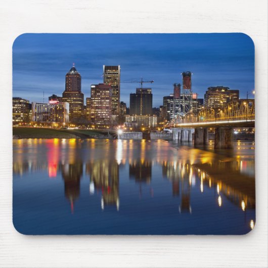 Portland Oregon nachts Mousepad (Vorne)