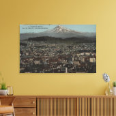 Portland, Oregon - Sicht auf die Innenstadt mit m Leinwanddruck (Insitu (Wohnzimmer))