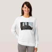 Portland, OregonUnion Depot und Glockenturm T-Shirt (Vorne ganz)