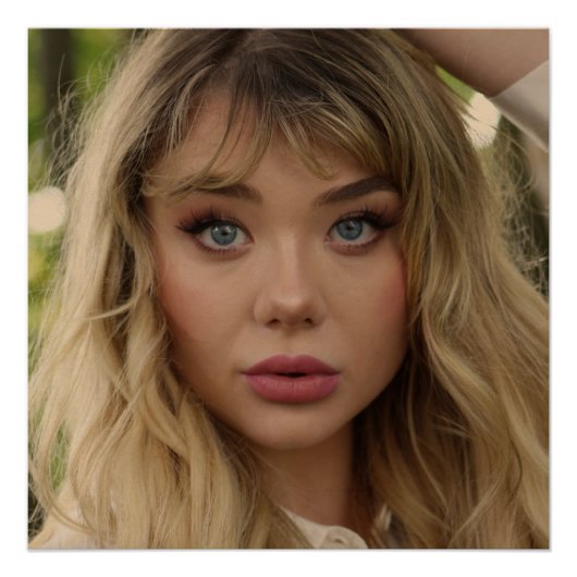 Portrait einer jungen Frau Poster (Vorderseite)