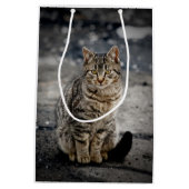 Portrait einer Katze Mittlere Geschenktüte (Rückseite)