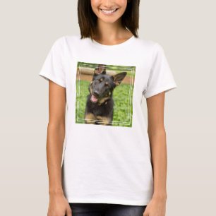 Portrait eines deutschen Hirten T-Shirt