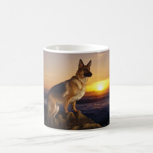 Portrait eines deutschen Schäferhundes oder elsäss Kaffeetasse (Mittel)