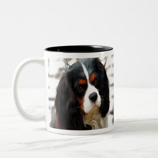 Portrait eines Königs Charles Cavalier Spaniel Zweifarbige Tasse (Links)