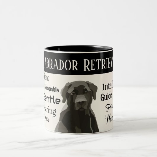 Portrait eines Labrador Retriever mit seinen Eigen Zweifarbige Tasse (Mittel)