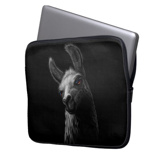Portrait Head Niedlich Llama mit schwarzem Hinterg Laptopschutzhülle (Vorderseite Links)