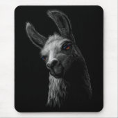 Portrait Head Niedlich Llama mit schwarzem Hinterg Mousepad (Vorne)
