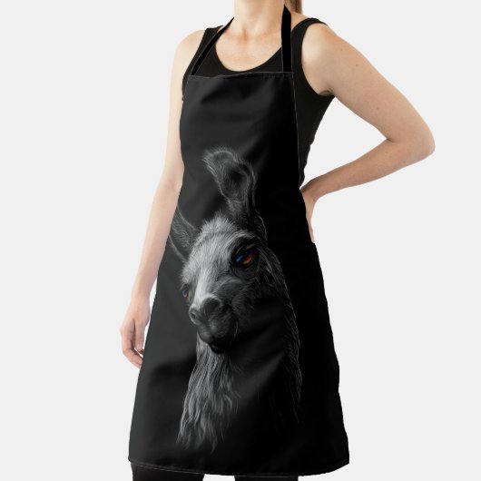 Portrait Head Niedlich Llama mit schwarzem Hinterg Schürze (InSitu)