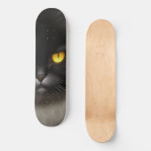 Portrait von Angry Fluffy Black Persian Cat Face Skateboard (Vorderseite)