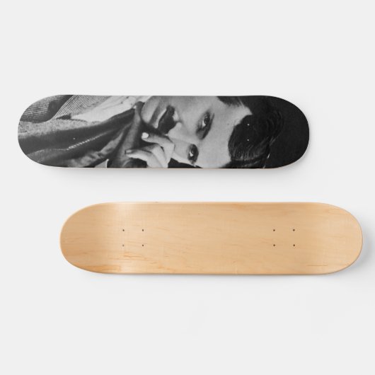 Portrait von Nikola Tesla Skateboard (Horizontal)