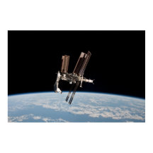 Portrait von Shuttle und Station