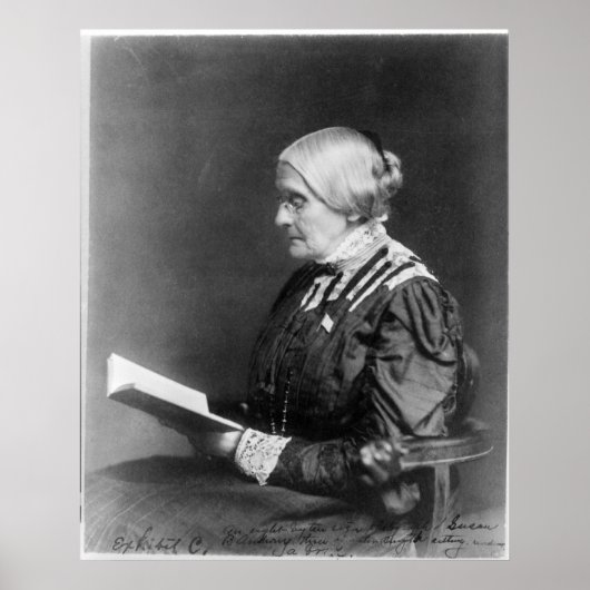 Portrait von Susan B. Anthony Reading a Book Poster (Vorne)
