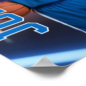 Portraitfoto des besten Spielers der Senioren-Bask Poster (Ecke)