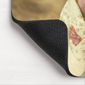 Portraithund am Strand unter Steg. Fall Mousepad (Ecke)