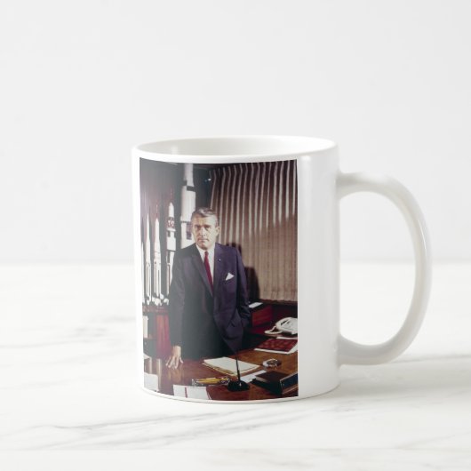 Porträt Doktor-Wernher von Braun Kaffeetasse (Rechts)