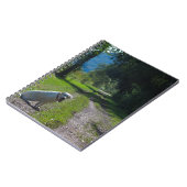 Porträt eines goldenen Retriever, der sich hinsetz Notizblock (Linke Seite)