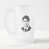 Porträt Justin Trudeau Mattglas Bierglas (Links)