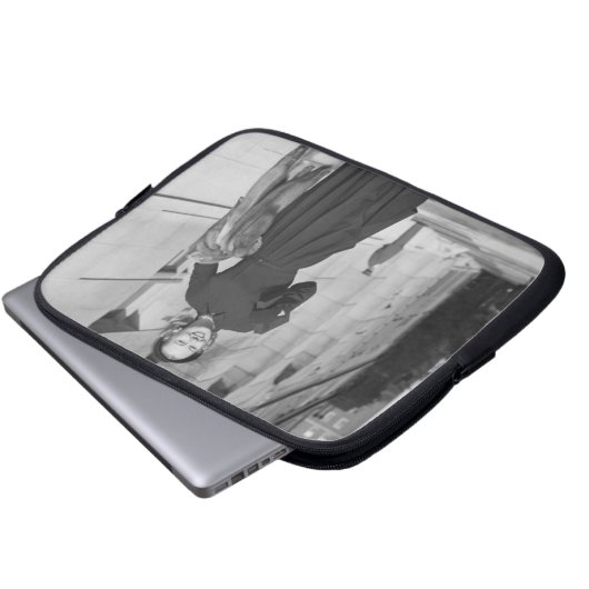 Porträt Laptopschutzhülle (Vorne Knopf)