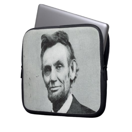 Porträt von Abe Lincoln 1 Laptopschutzhülle (Vorderseite Links)