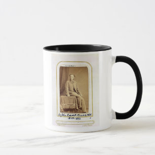 Porträt von Sir John Everett Millais (1829-96) (A Tasse