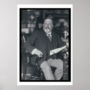 Porträtaufnahme von Edward VII (1841-1910) (b/w) Poster