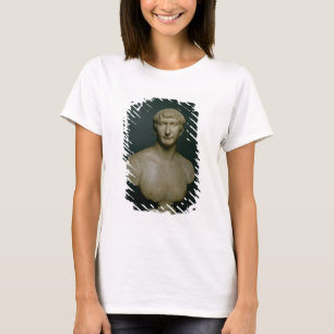 Porträtfehlschlag des Kaisers Trajan (53-117 T-Shirt