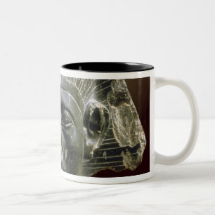 Porträtkopf von Sesostris III von einer Sphinxe Zweifarbige Tasse