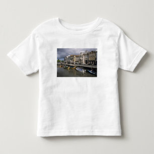 Portugal, Aveiro. Moliceiros (Algen sammelnde Boot Kleinkind T-shirt