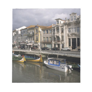 Portugal, Aveiro. Moliceiros (Algen sammelnde Boot Notizblock