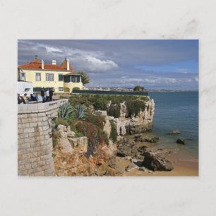 Portugal, Cascais. Praia da Rainha, ein Strand in  Postkarte