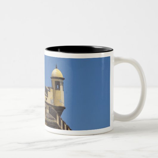 Portugal, Madeira, Funchal. Historisch Zweifarbige Tasse (Rechts)